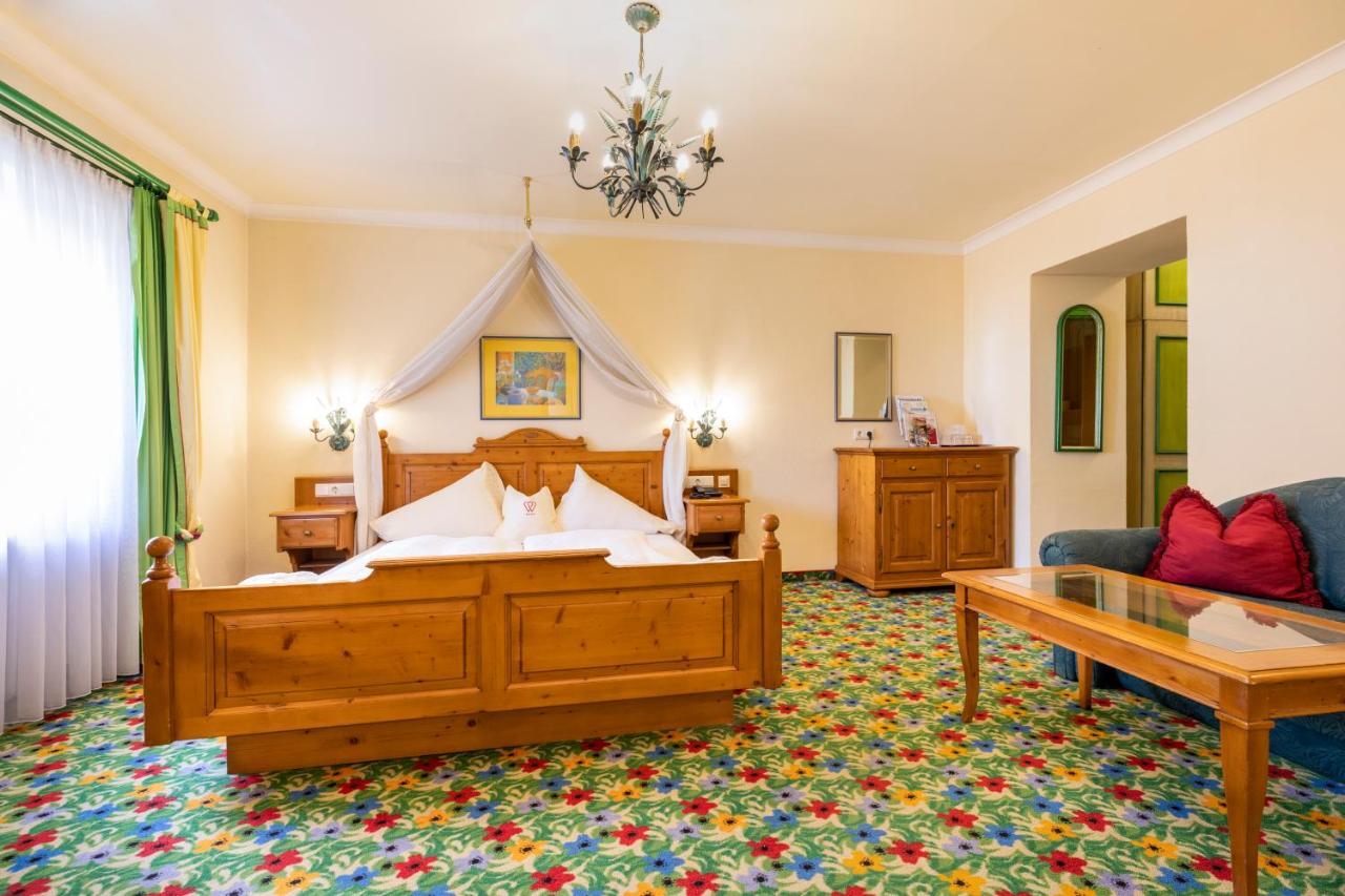 Hotel & Restaurant Wastlwirt Санкт Михаел им Лунгау Екстериор снимка