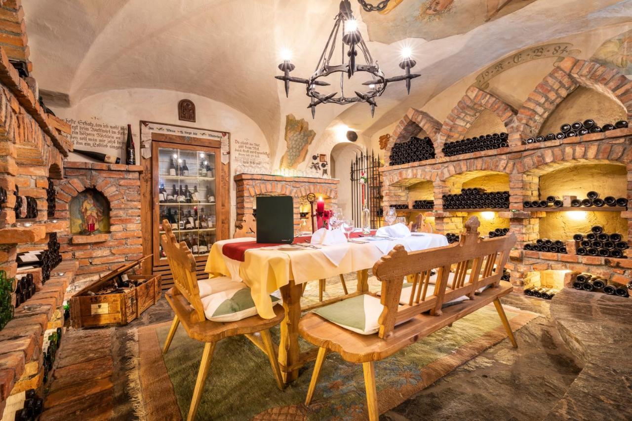 Hotel & Restaurant Wastlwirt Санкт Михаел им Лунгау Екстериор снимка