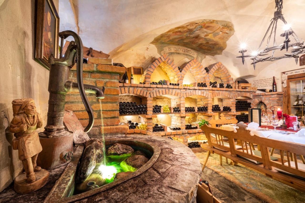 Hotel & Restaurant Wastlwirt Санкт Михаел им Лунгау Екстериор снимка