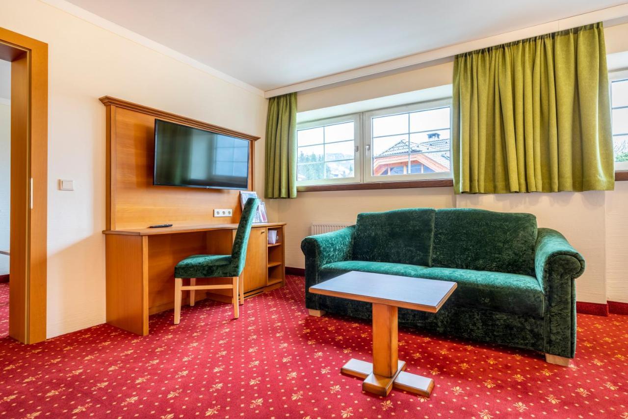 Hotel & Restaurant Wastlwirt Санкт Михаел им Лунгау Екстериор снимка